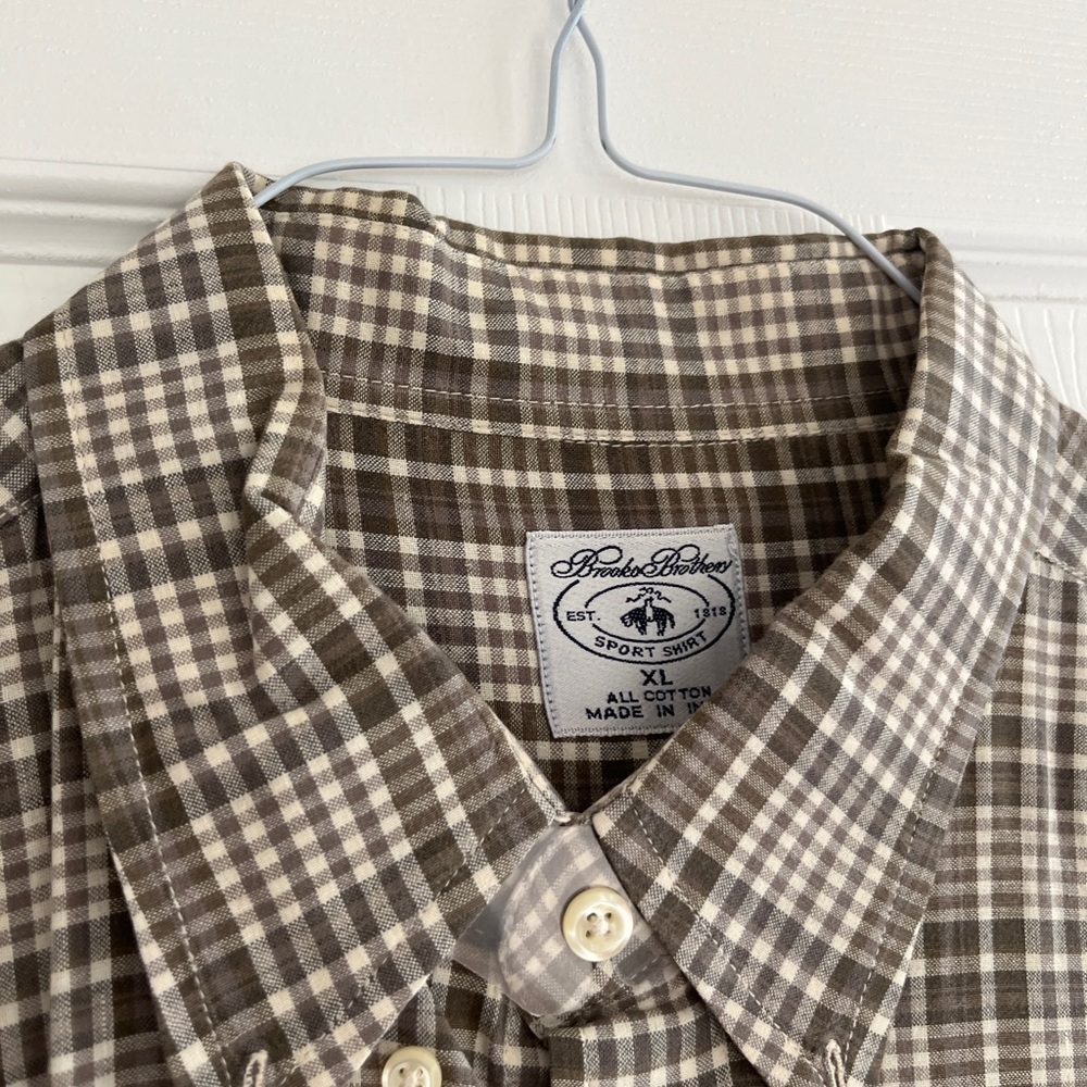 Brooks Brothers Brown and White Casual Button Down Shirt